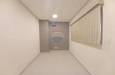 Sala comercial para alugar em jardim amanda i de 8.32m²