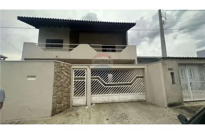 Sobrado para alugar em jardim sumarezinho de 190.00m² com 3 quartos, 1 suite e 4 garagens