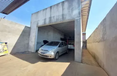 Casa para venda em monte feliz de 200.00m² com 2 quartos, 1 suite e 2 garagens