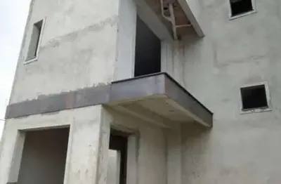 Sobrado para venda em cidade industrial de 68.00m² com 3 quartos, 1 suite e 1 garagem