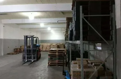Galpão / depósito / armazém para venda em vila augusta de 2200.00m²
