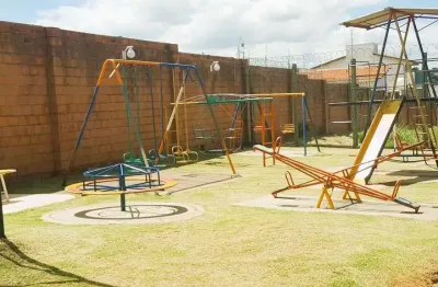 Casa de condomínio para venda em horto florestal de 157.50m² com 3 quartos, 1 suite e 2 garagens