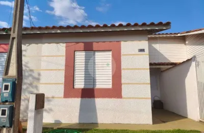 Casa para venda e aluguel em jardim ipanema de 75.00m² com 2 quartos, 1 suite e 2 garagens