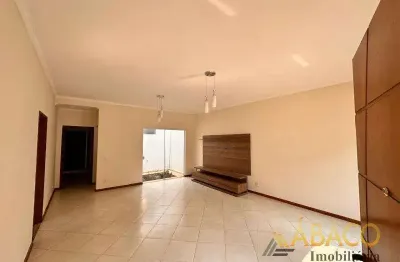 Casa para venda em jardim jockey clube de 140.00m² com 3 quartos, 1 suite e 4 garagens