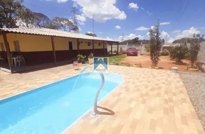 Fazenda / sítio para venda em parque das varinhas de 1400.00m² com 3 quartos e 4 garagens