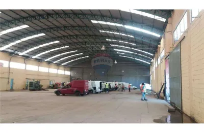 Galpão / depósito / armazém para alugar em centro de 6000.00m²