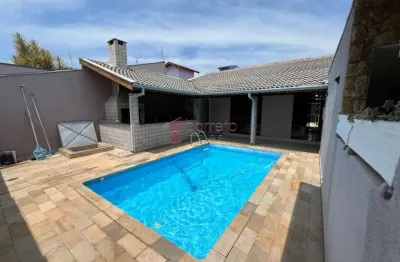 Casa para alugar em jardim ermida i de 271.00m² com 4 quartos, 1 suite e 4 garagens