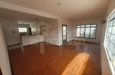 Casa para alugar em chácara vista alegre de 108.00m² com 3 quartos e 3 garagens