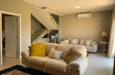 Casa de condomínio para venda em vila do golf de 283.00m² com 3 quartos, 3 suites e 4 garagens