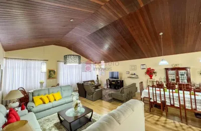 Sobrado para venda em chácara urbana de 504.00m² com 2 quartos e 9 garagens