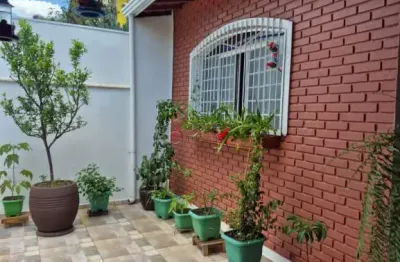 Casa para venda em jardim itália de 154.00m² com 4 quartos, 1 suite e 3 garagens