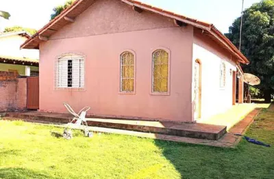 Casa para venda em centro de 94.00m² com 2 quartos e 2 garagens