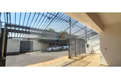 Casa para alugar em vila aeroporto de 180.00m² com 2 quartos, 1 suite e 4 garagens