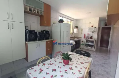 Casa de condomínio para venda em taquara de 204.00m² com 3 quartos e 3 garagens