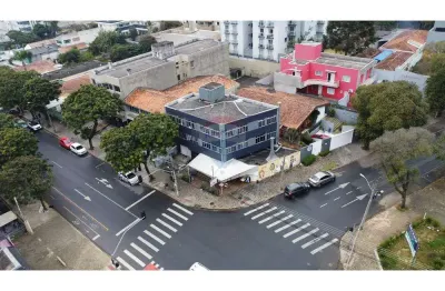 Prédio comercial para venda em água verde de 346.00m² com 4 quartos