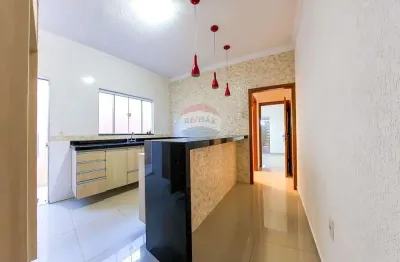Casa para venda em jardim esplanada de 103.00m² com 2 quartos, 1 suite e 1 garagem