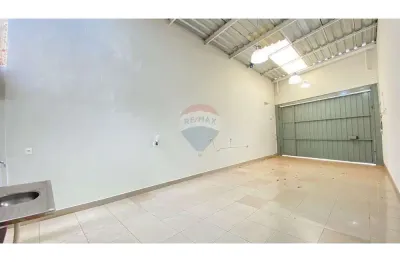 Galpão / depósito / armazém para alugar em centro de 135.00m² com 2 quartos e 4 garagens