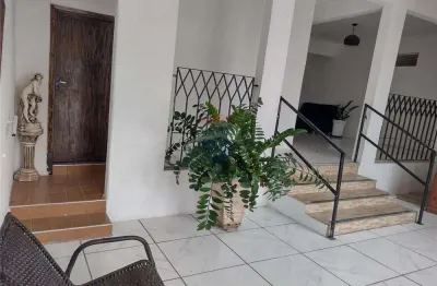 Sala comercial para alugar na Rua Benjamin Constant, 689, Centro, Araras