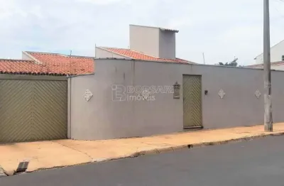Casa para venda em jardim residencial itália de 277.00m² com 3 quartos, 2 suites e 4 garagens