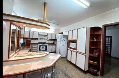 Sobrado para venda em jardim dos prados de 224.00m² com 4 quartos, 2 suites e 4 garagens