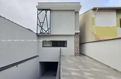 Sobrado para venda em jardim universo de 73.00m² com 2 quartos, 2 suites e 2 garagens