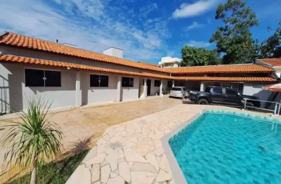 Casa para venda em novo horizonte de 180.00m² com 3 quartos, 1 suite e 6 garagens