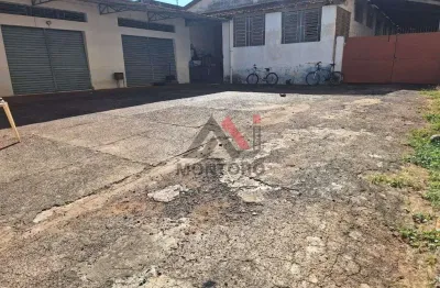Barracão / Galpão / Depósito à venda na Rua Armando de Salles Oliveira, 496, Centro, Araraquara