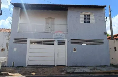 Sobrado para venda em núcleo habitacional ulisses guimarães de 141.86m² com 2 quartos, 1 suite e 3 garagens