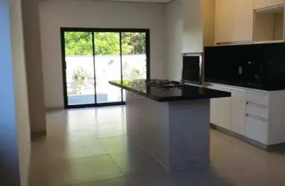 Casa de condomínio para alugar em reserva san gabriel de 150.00m² com 3 quartos, 3 suites e 4 garagens