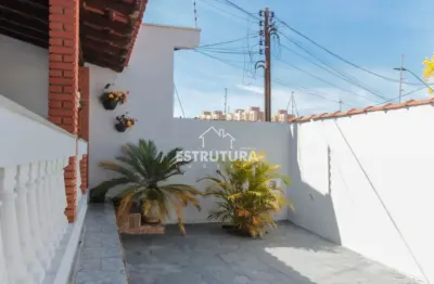 Casa para venda em jardim inocoop de 134.00m² com 4 quartos, 1 suite e 3 garagens