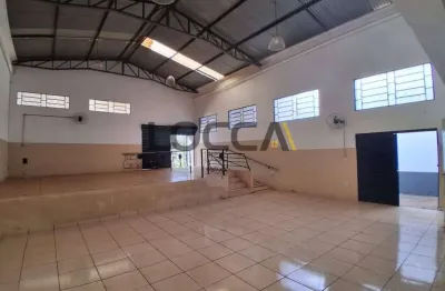 Imóvel comercial para alugar em engenheiro carlos de lacerda chaves de 228.00m²