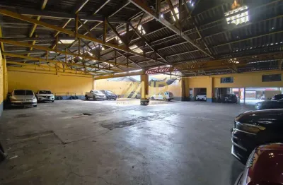 Galpão / depósito / armazém para venda em centro de 803.00m² com 30 garagens