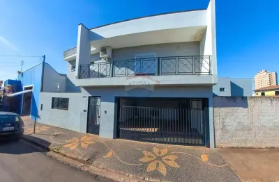 Casa para venda em bom jesus de 173.00m² com 3 quartos, 2 suites e 2 garagens