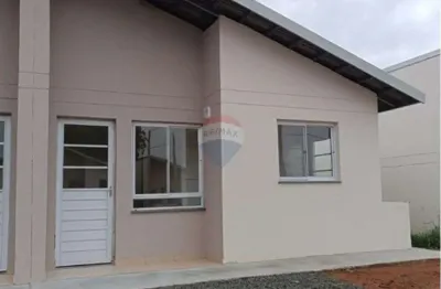Casa para alugar em jardim nova aliança de 51.00m² com 2 quartos e 2 garagens