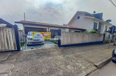 Casa para venda em centro de 120.00m² com 4 quartos e 2 garagens