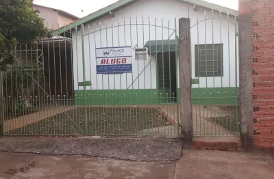 Casa para alugar em vila industrial de 40.00m² com 2 quartos e 2 garagens