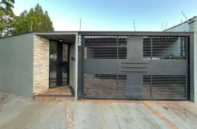 Casa para alugar em residencial machado i de 190.00m² com 3 quartos, 1 suite e 2 garagens