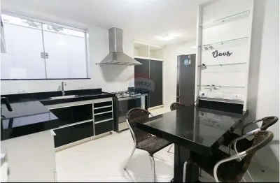 Casa para alugar em nova piracicaba de 450.00m² com 5 quartos, 4 suites e 4 garagens