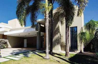Casa de condomínio para venda em eco village i de 276.00m² com 3 quartos, 3 suites e 3 garagens
