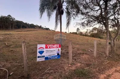 Terreno à venda no Centro, Tuiuti 