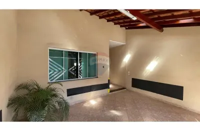 Casa para venda em loteamento industrial de 140.00m² com 3 quartos, 1 suite e 1 garagem