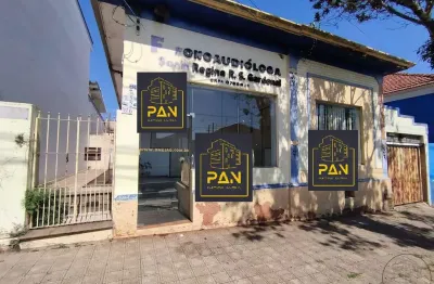 Casa para venda em centro de 158.00m² com 3 quartos, 1 suite e 2 garagens