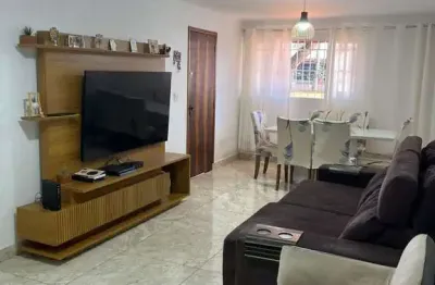 Sobrado para venda em centro de 139.00m² com 2 quartos, 1 suite e 2 garagens