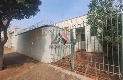 Casa para venda em centro de 187.00m² com 4 quartos e 2 garagens