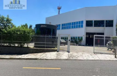 Galpão / depósito / armazém para alugar em cézar de souza de 660.00m² com 12 garagens