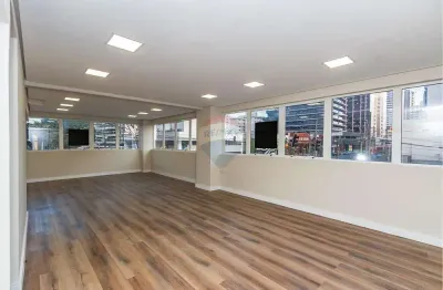 Sala comercial para alugar em portão de 34.20m² com 1 garagem