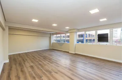 Sala comercial para alugar em portão de 40.40m² com 1 garagem