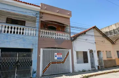 Casa para venda em chave de 107.12m² com 2 quartos, 1 suite e 1 garagem