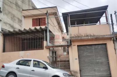 Sobrado para venda em centro de 250.00m² com 2 quartos e 3 garagens