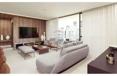 Apartamento para venda em água verde de 154.00m² com 3 quartos, 3 suites e 2 garagens